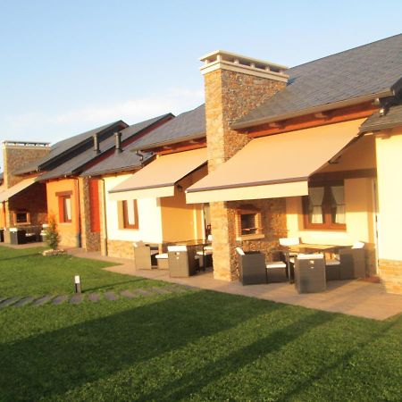 Apartamentos Fonte Villar Navia Esterno foto