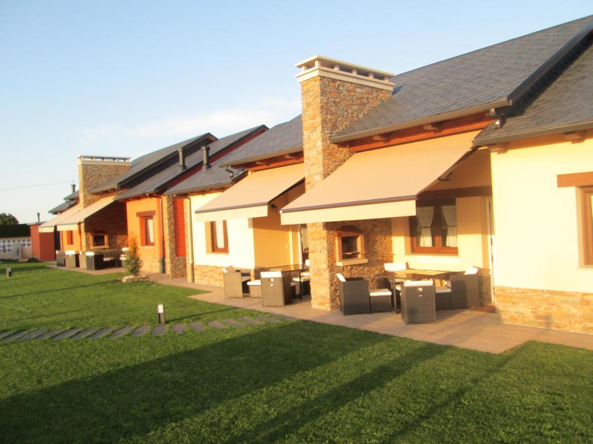 Apartamentos Fonte Villar Navia Esterno foto